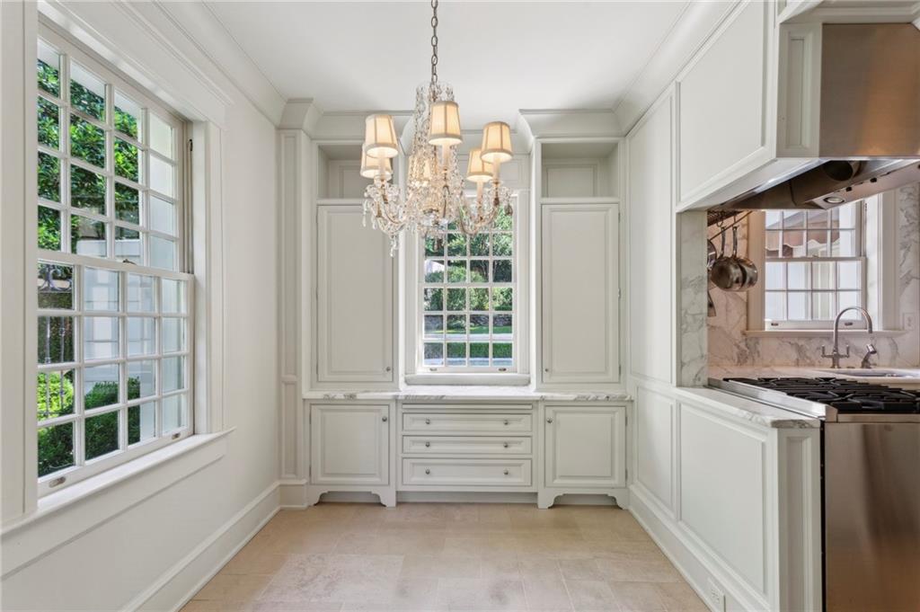 49 Muscogee Avenue NW