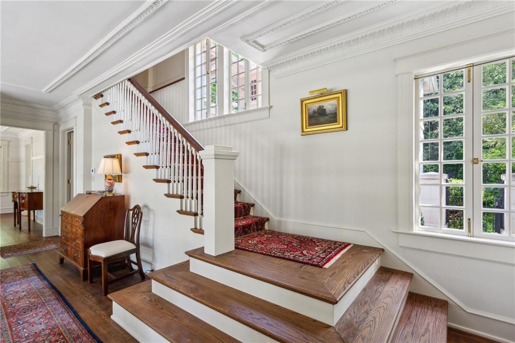 49 Muscogee Avenue NW