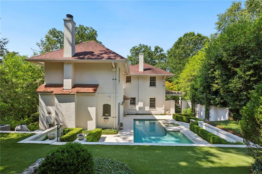 49 Muscogee Avenue NW