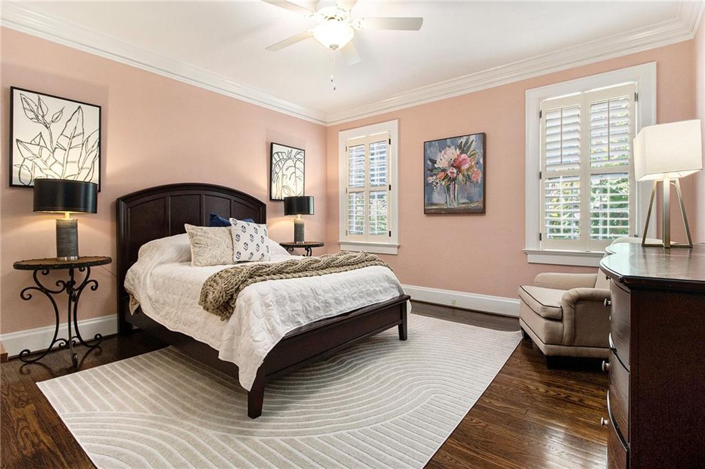 1528 N Highland Avenue NE