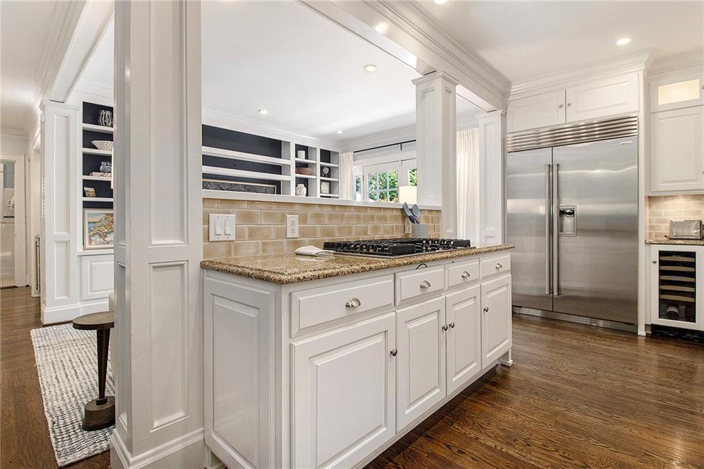 1528 N Highland Avenue NE