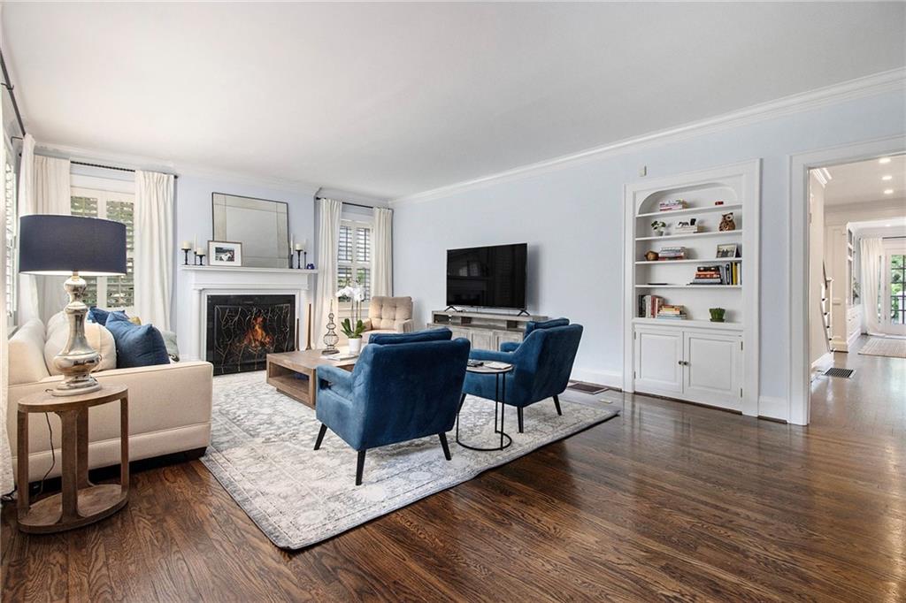 1528 N Highland Avenue NE