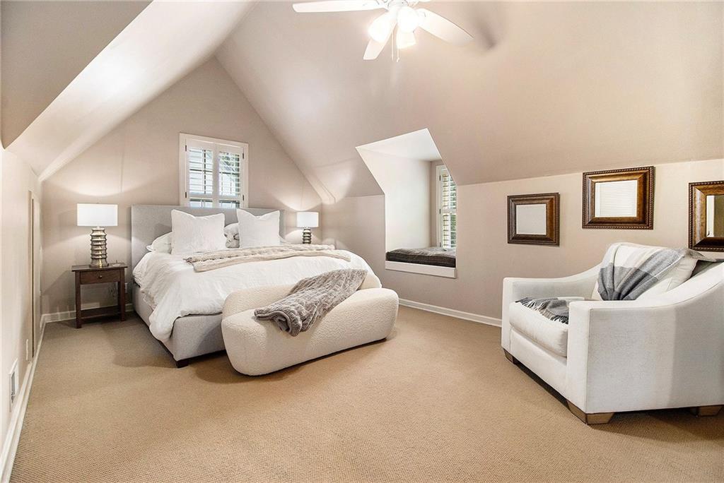 1528 N Highland Avenue NE