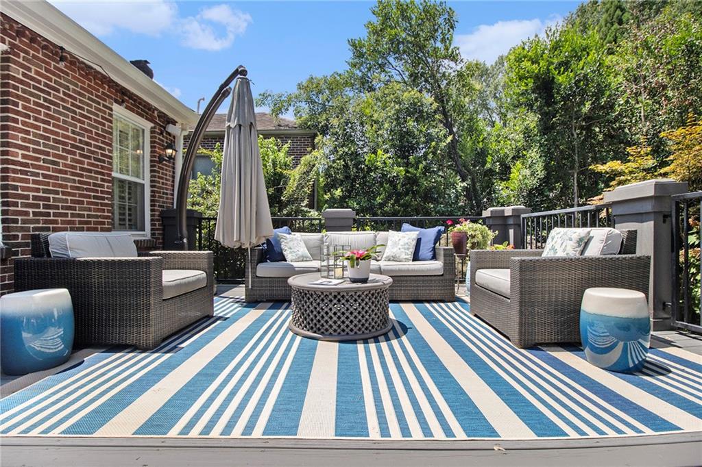 1528 N Highland Avenue NE