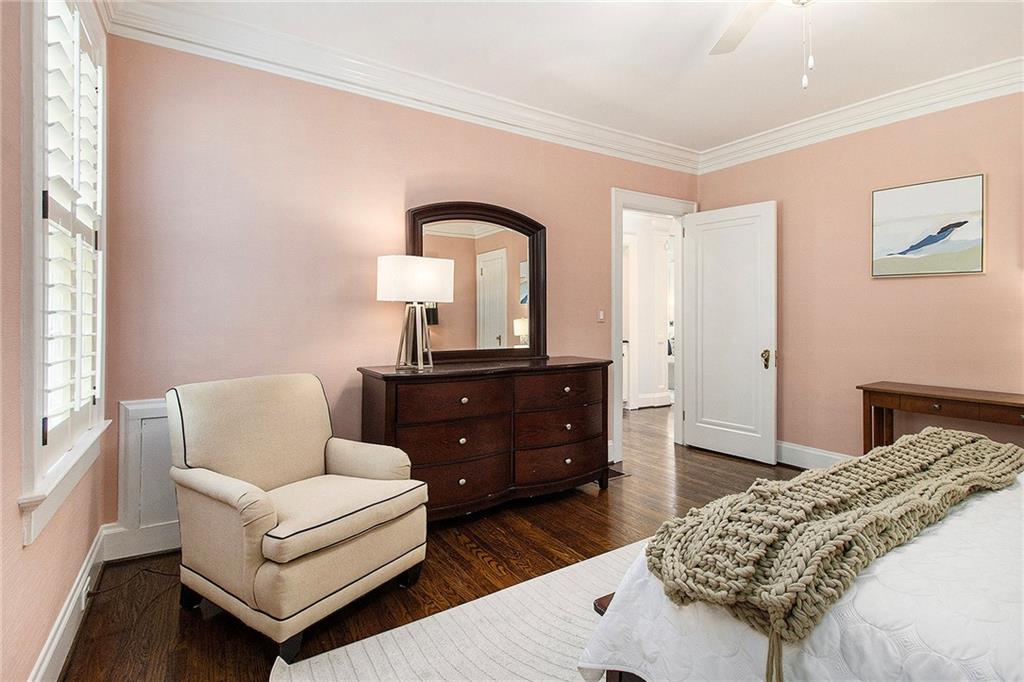 1528 N Highland Avenue NE