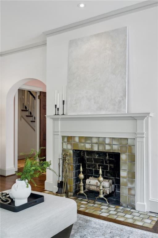 962 Plymouth Road NE