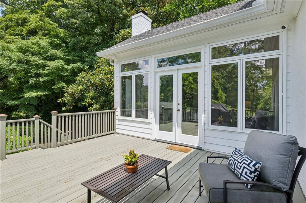 962 Plymouth Road NE