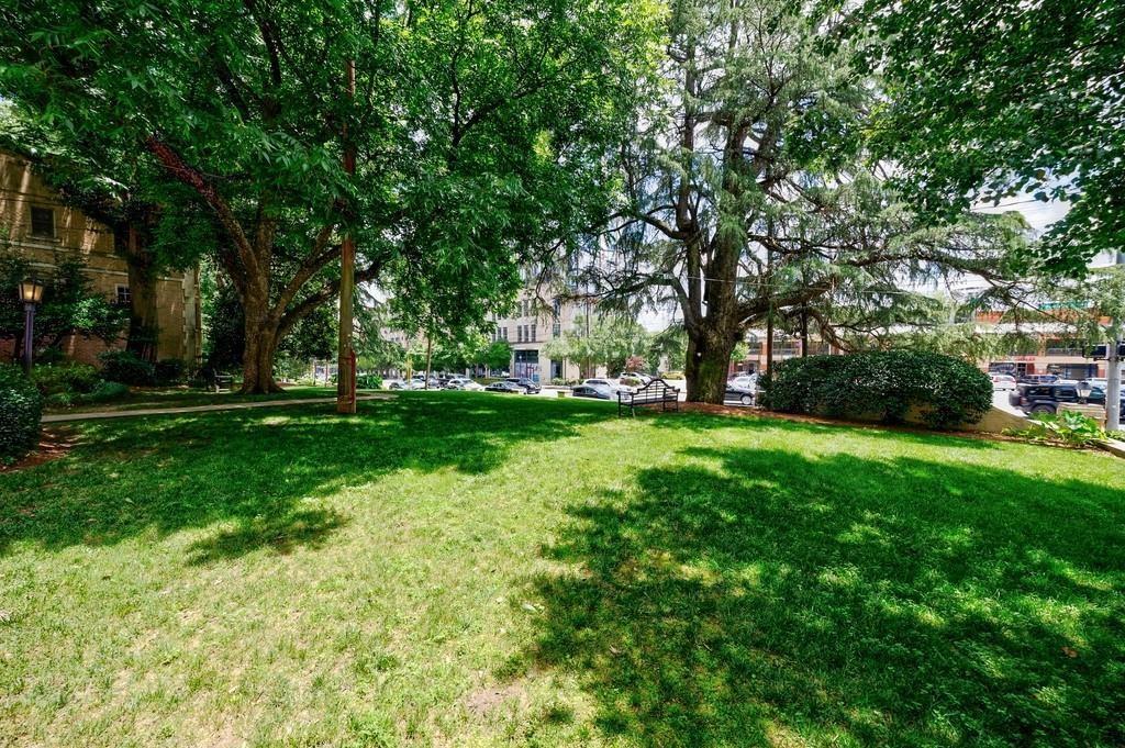 2214 Peachtree Road NW Unit B5