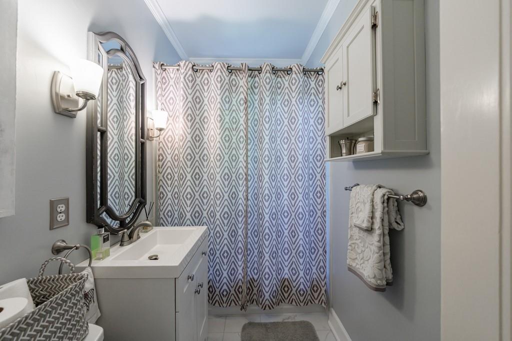 2214 Peachtree Road NW Unit B5