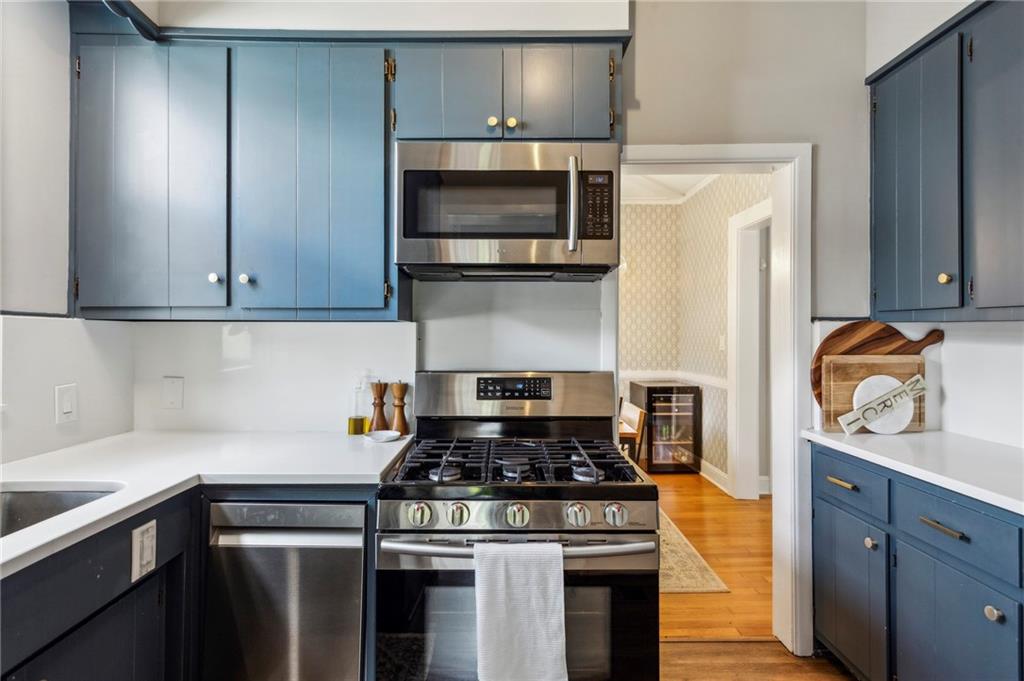 262 Peachtree Way NE