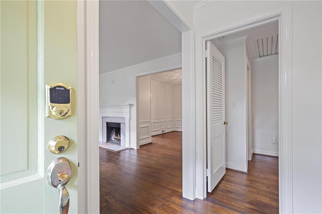 1818 Meredith Drive NW