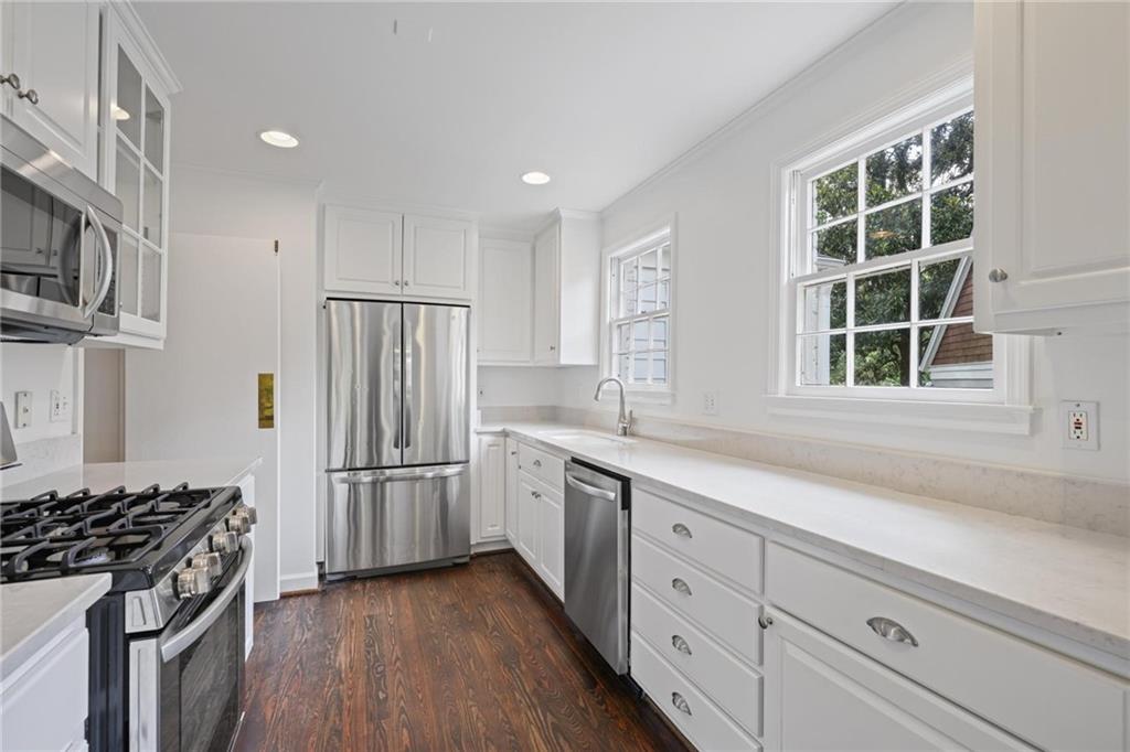 1818 Meredith Drive NW