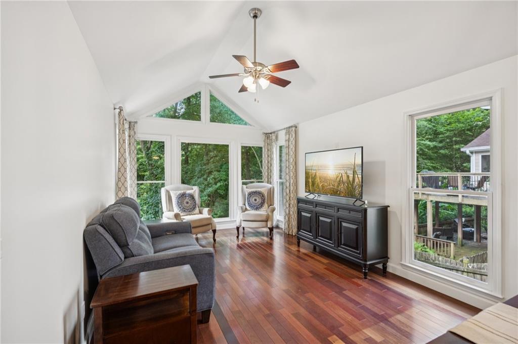 1033 Pine Grove Drive