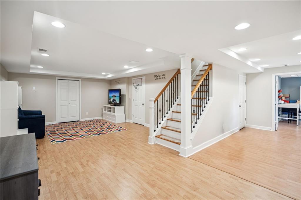 1033 Pine Grove Drive