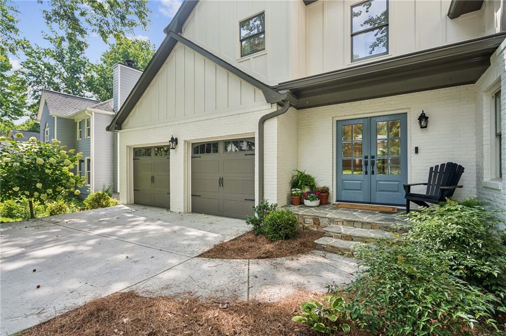 1033 Pine Grove Drive