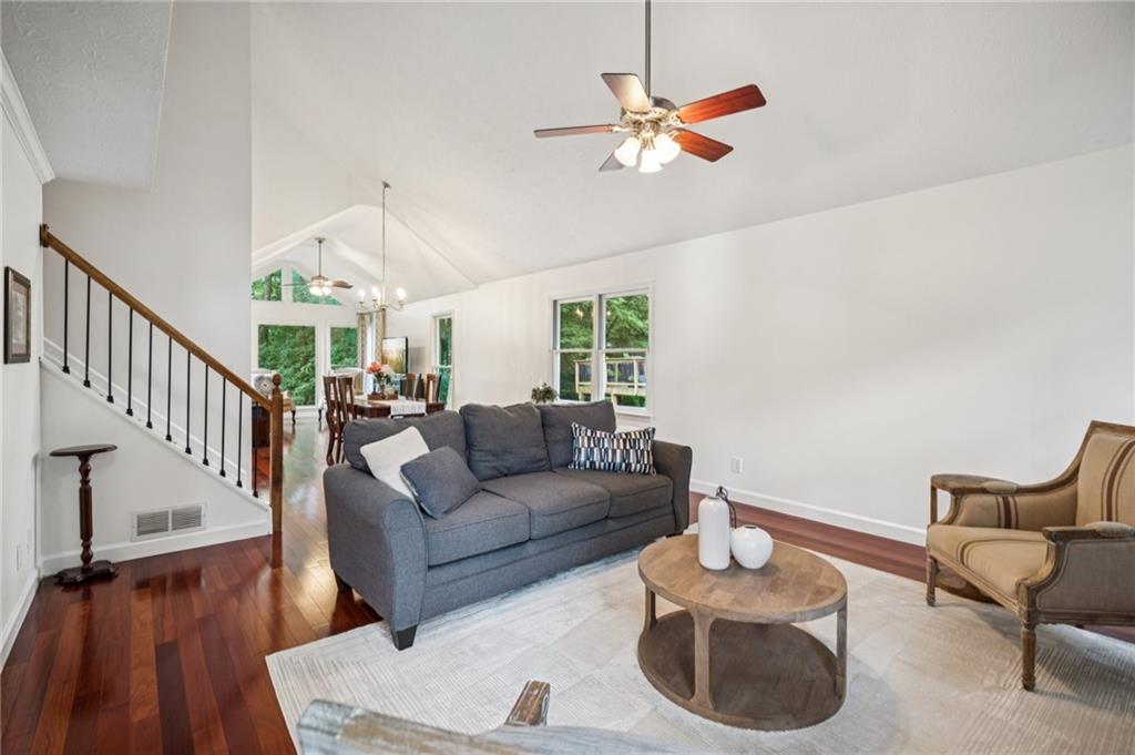 1033 Pine Grove Drive