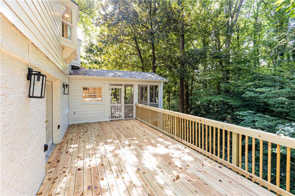 23 Wakefield Drive NE