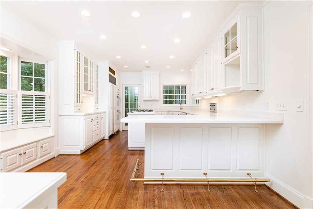 23 Wakefield Drive NE