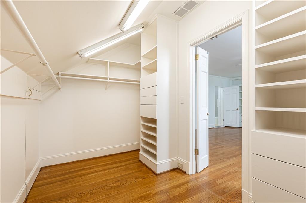 23 Wakefield Drive NE