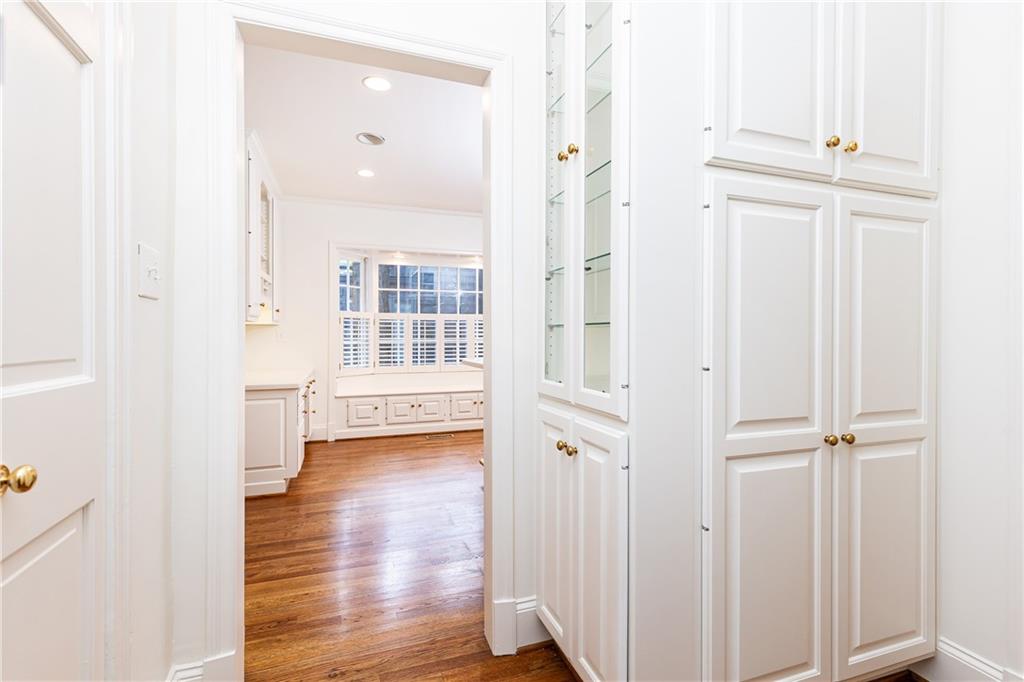 23 Wakefield Drive NE