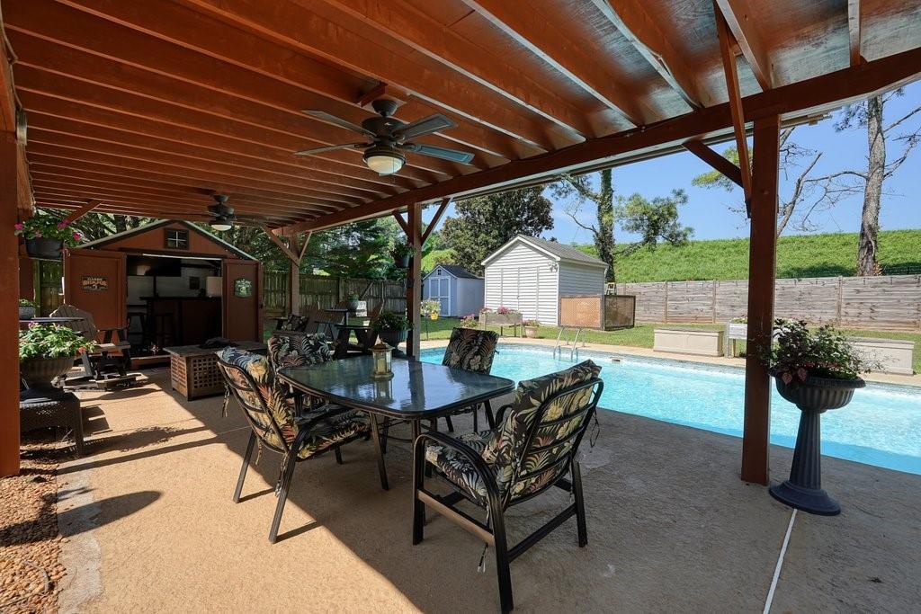 912 River Rock Drive