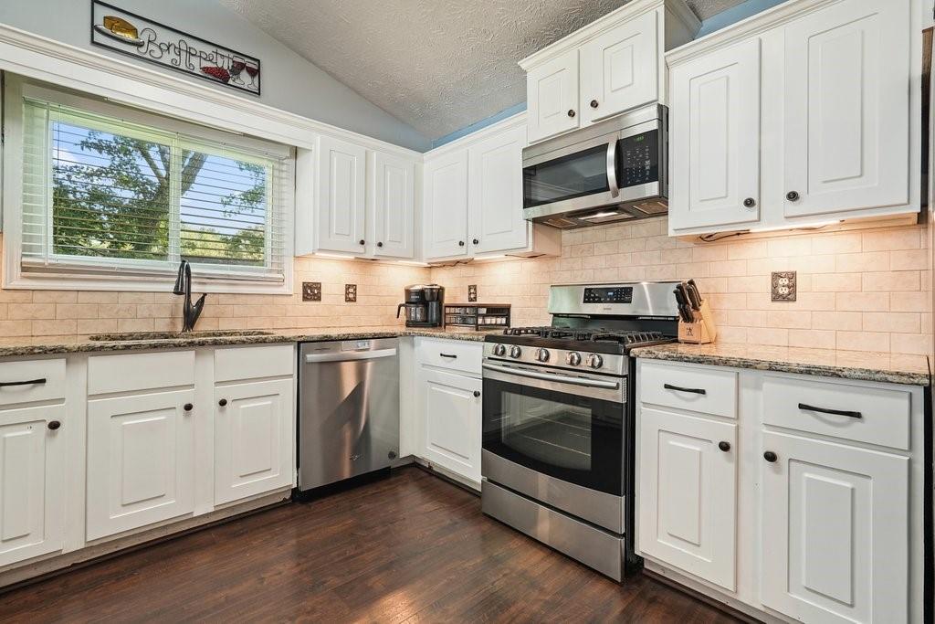 912 River Rock Drive