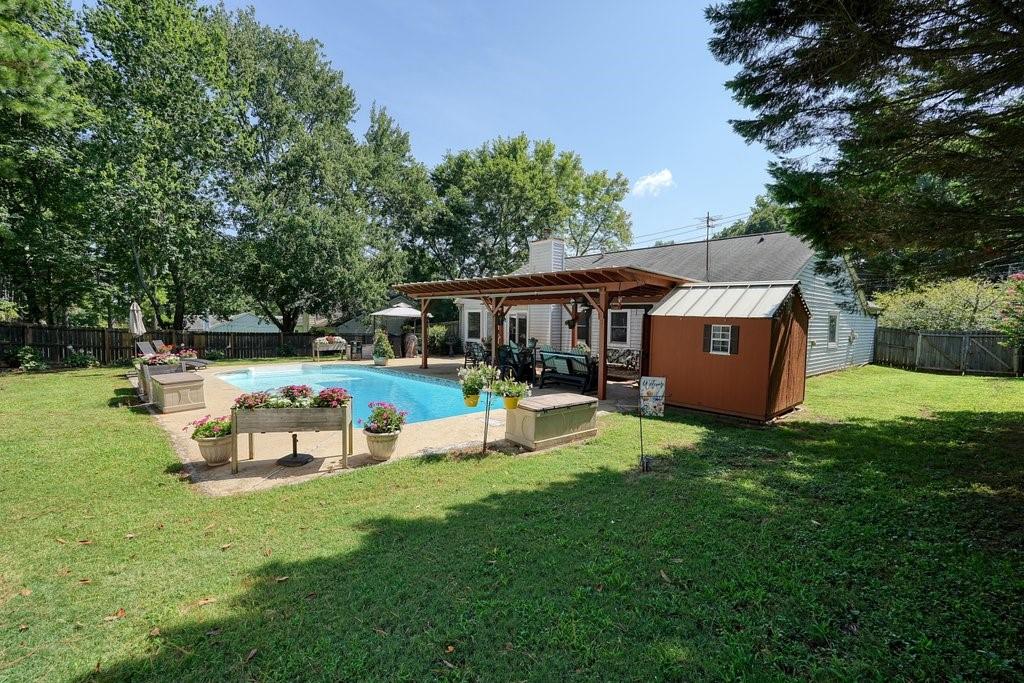 912 River Rock Drive