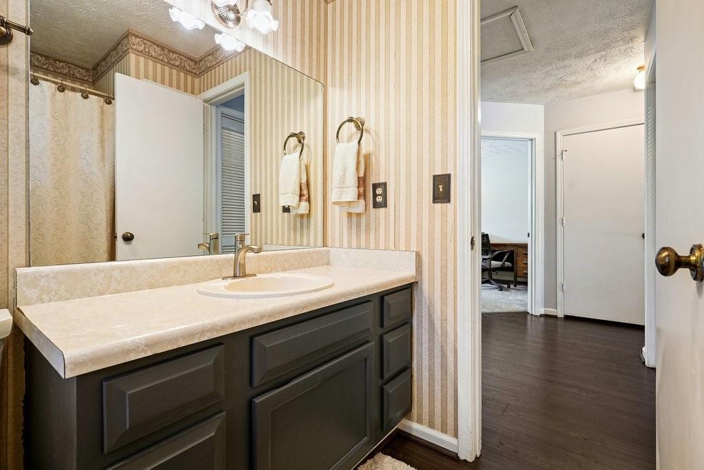 912 River Rock Drive