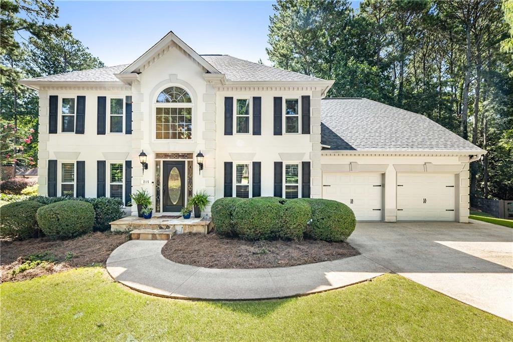 215 Lake Pines Pointe