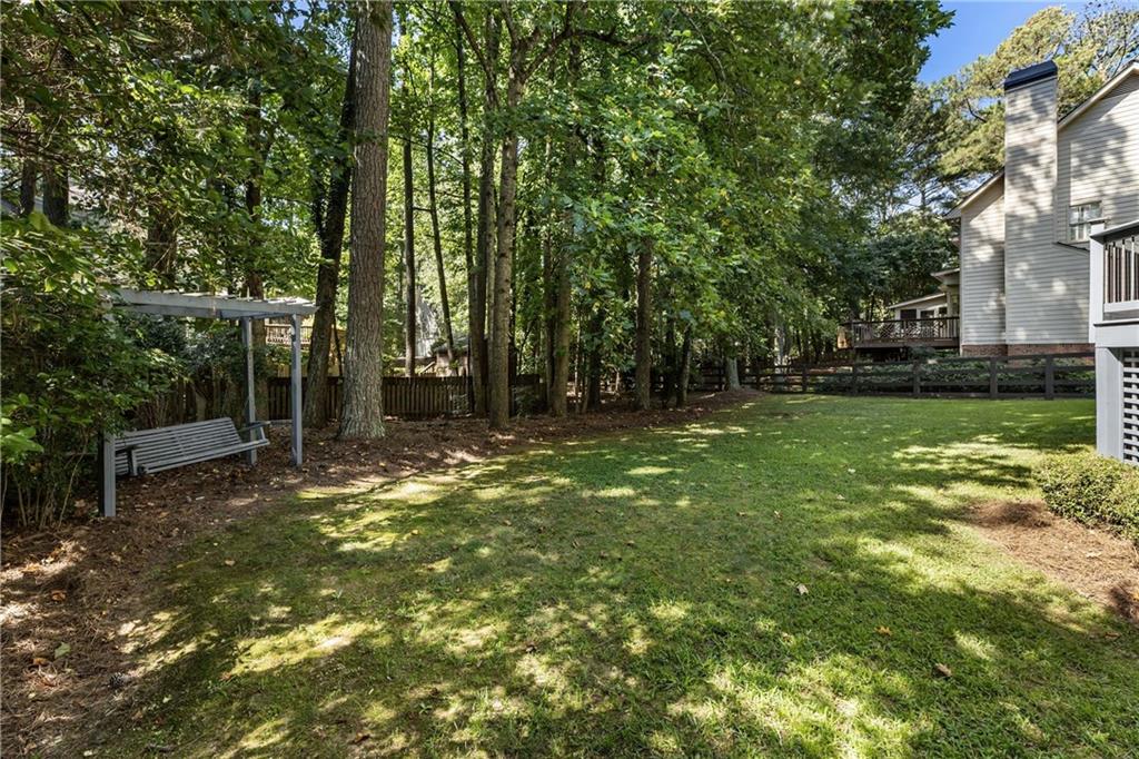 215 Lake Pines Pointe