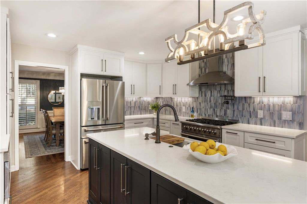 215 Lake Pines Pointe