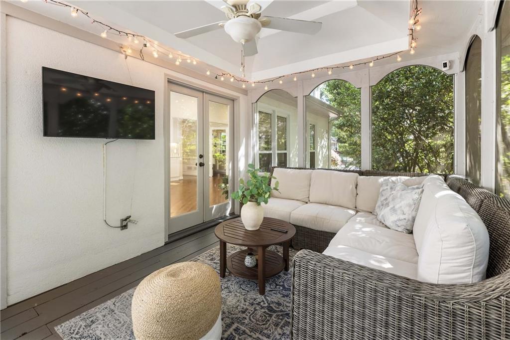 215 Lake Pines Pointe