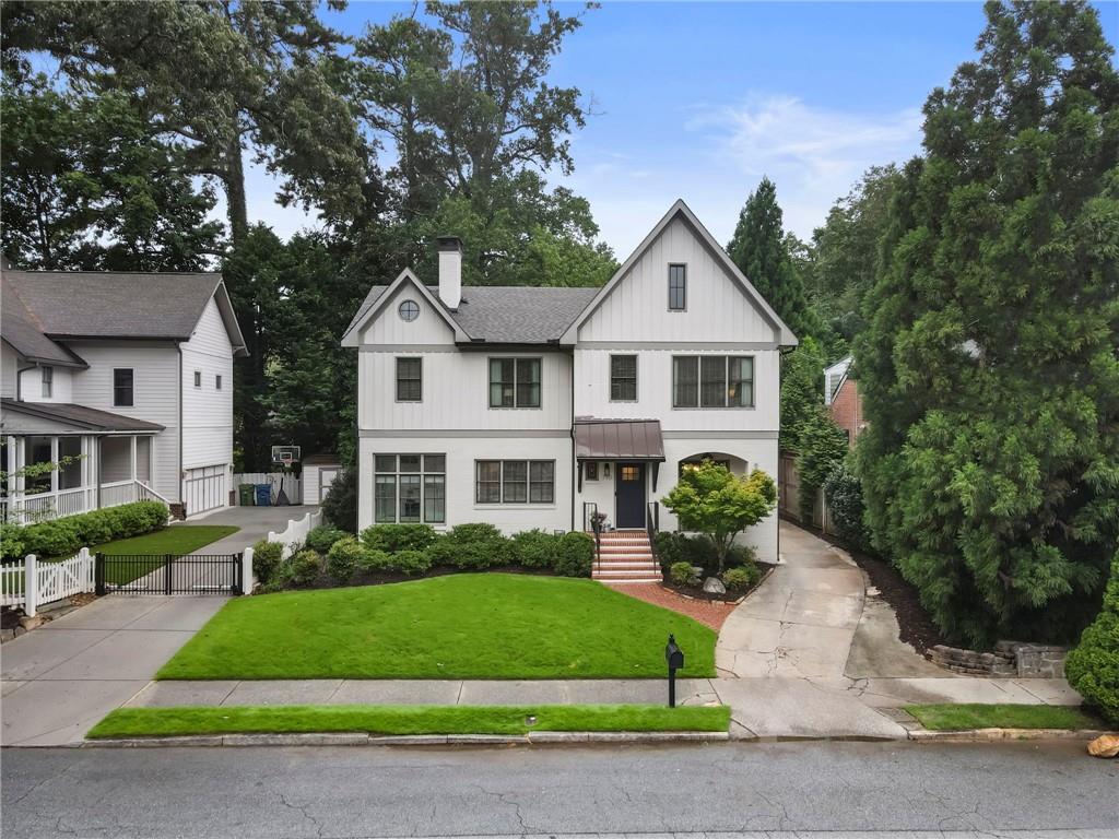 790 Highland Terrace NE