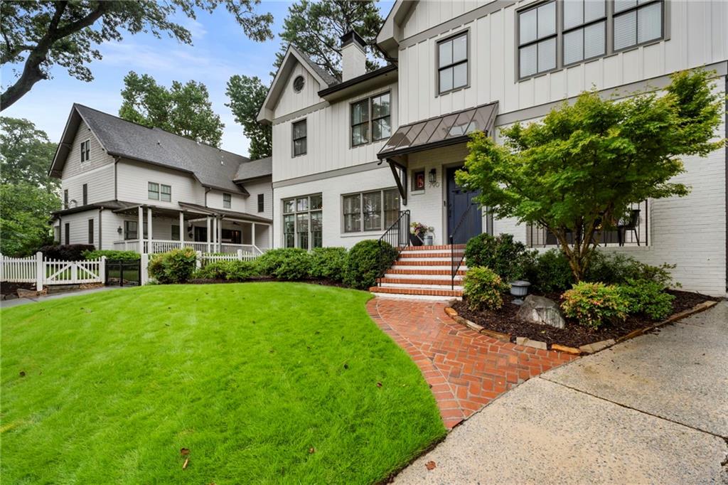 790 Highland Terrace NE