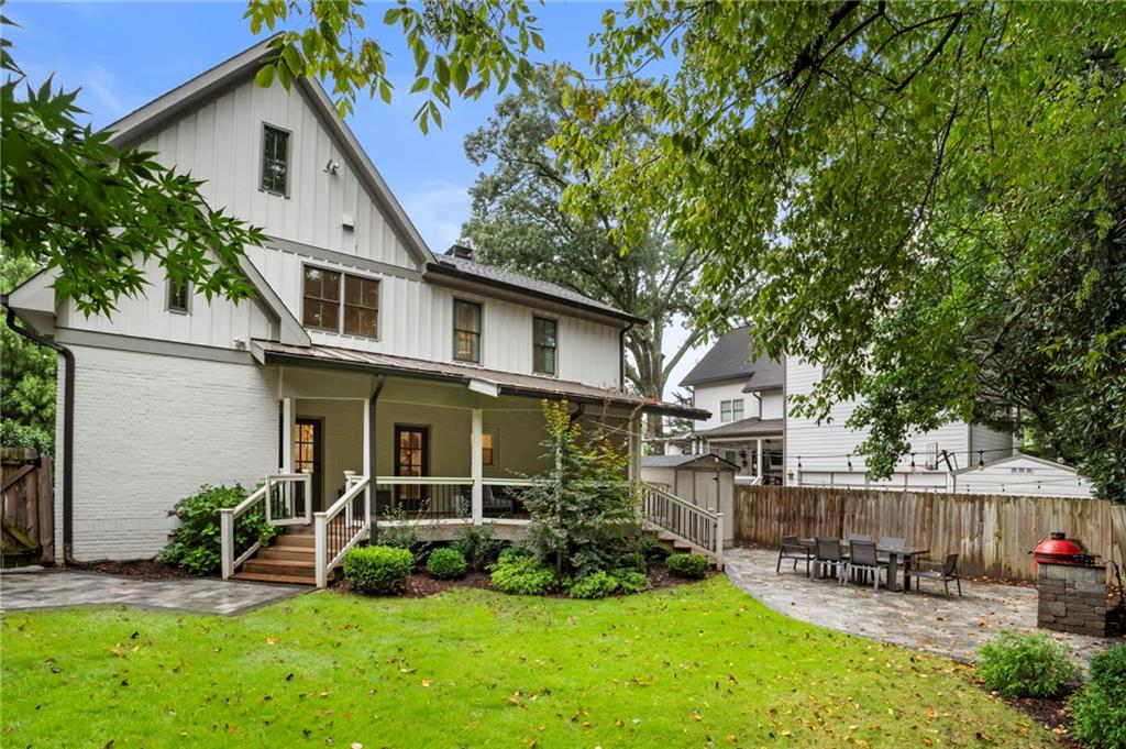 790 Highland Terrace NE