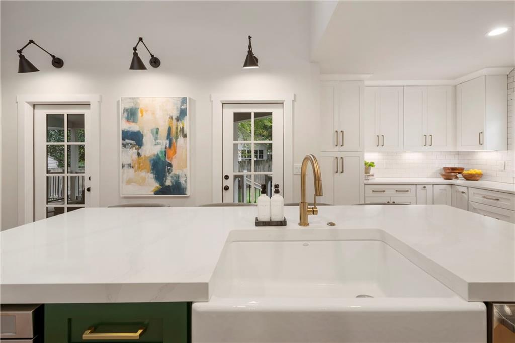 790 Highland Terrace NE