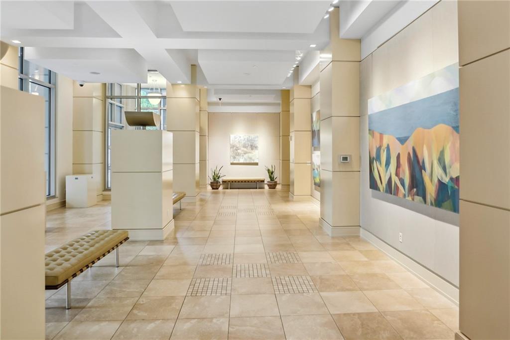 2795 Peachtree Road NE Unit 906