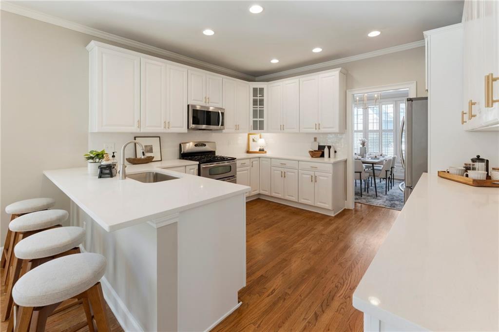 12892 Waterside Drive