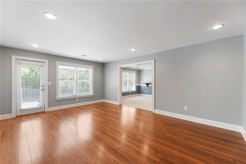 12892 Waterside Drive