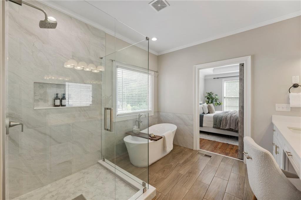 12892 Waterside Drive