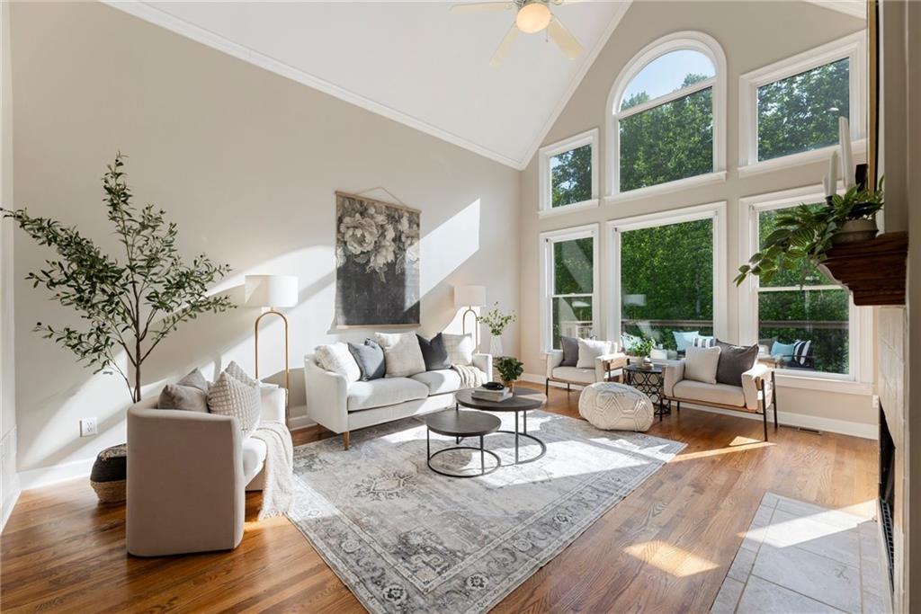 12892 Waterside Drive