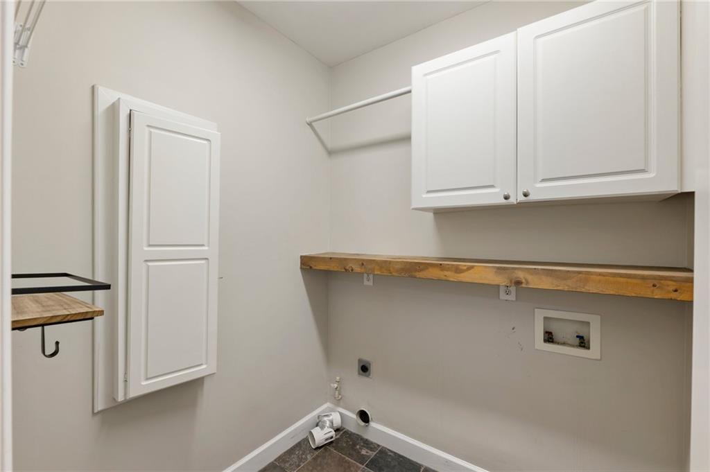 12892 Waterside Drive