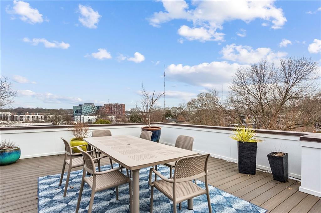 522 Boulevard Place NE Unit 1