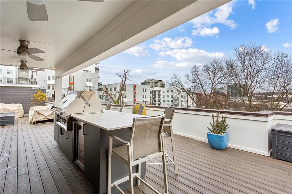 522 Boulevard Place NE Unit 1