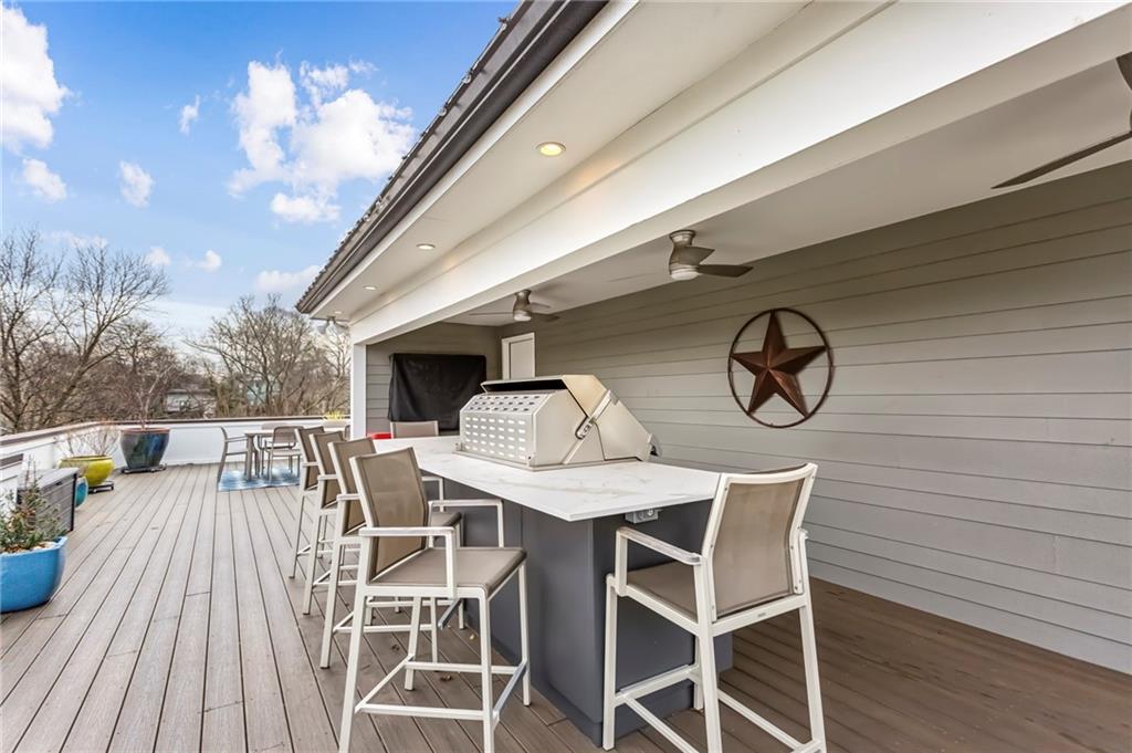 522 Boulevard Place NE Unit 1