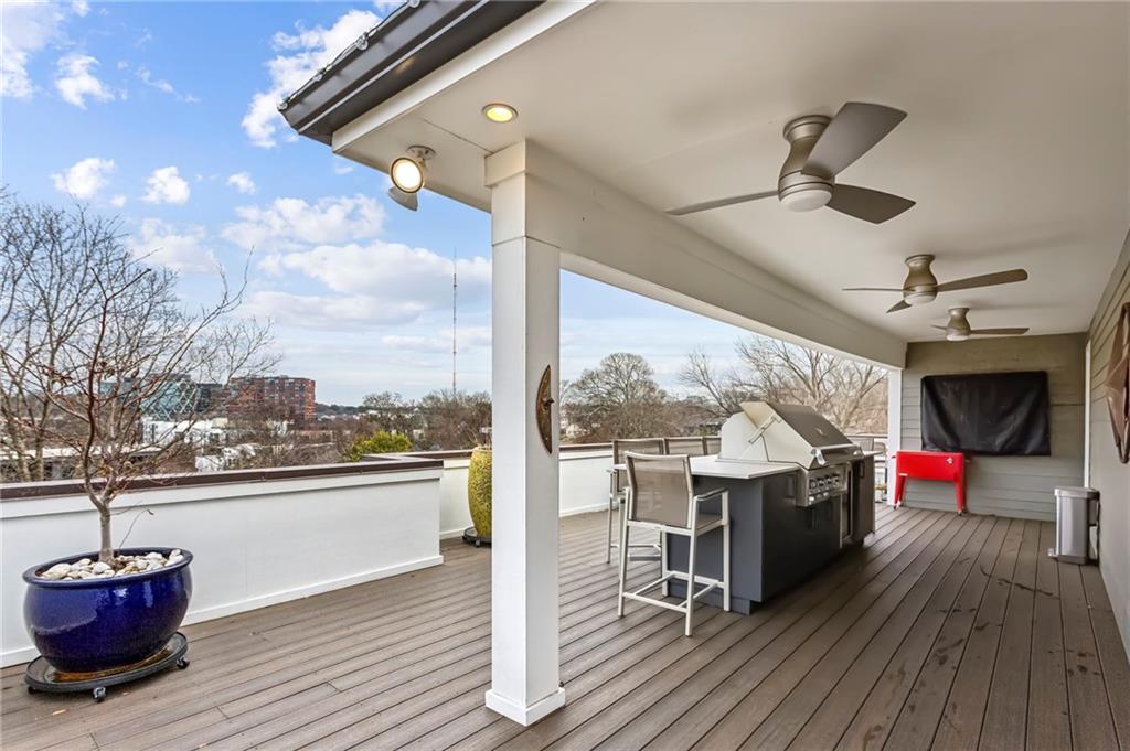 522 Boulevard Place NE Unit 1