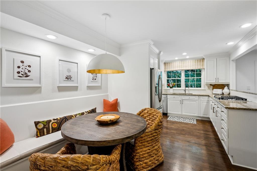 2781 Mornington Drive NW