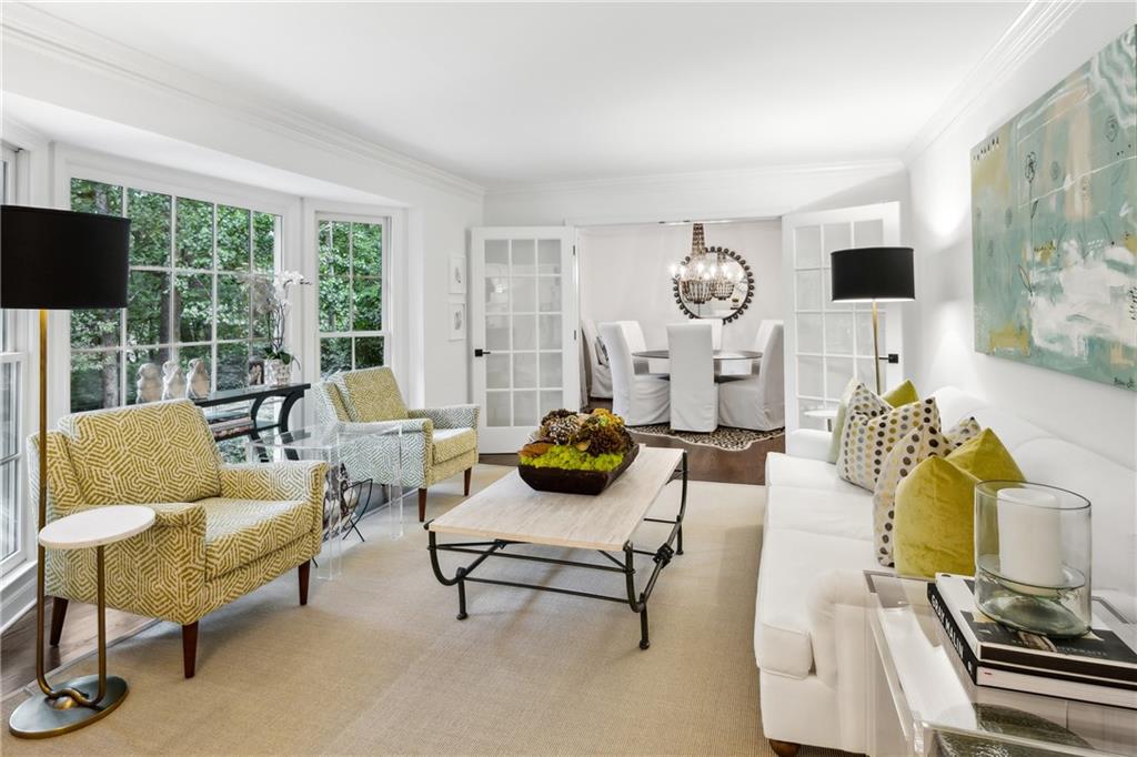 2781 Mornington Drive NW