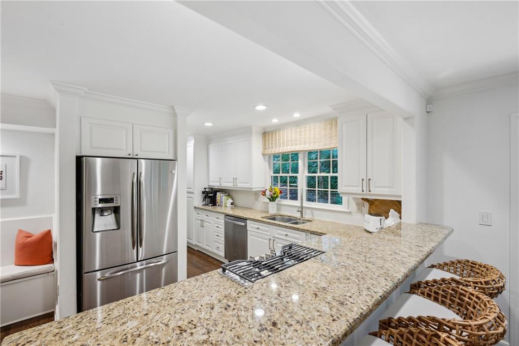 2781 Mornington Drive NW