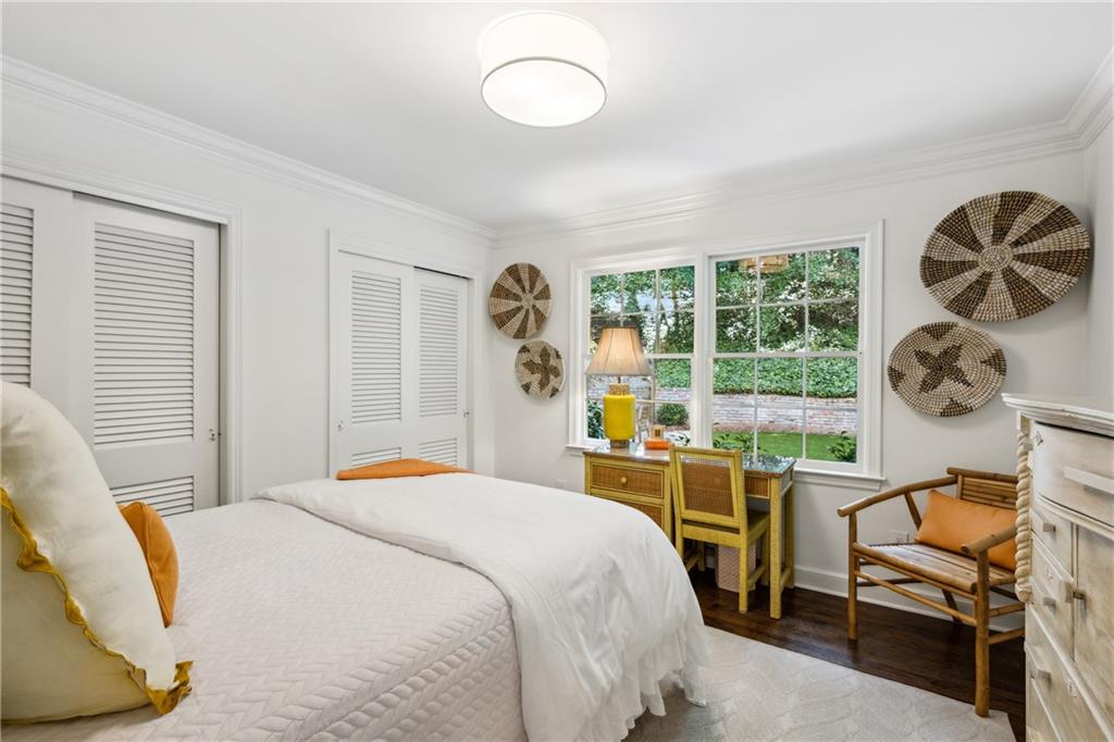 2781 Mornington Drive NW